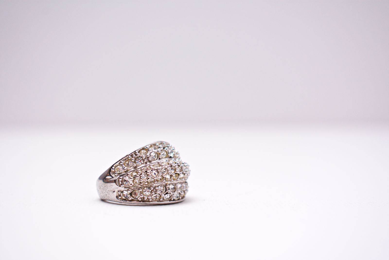 Anello «Pavé»